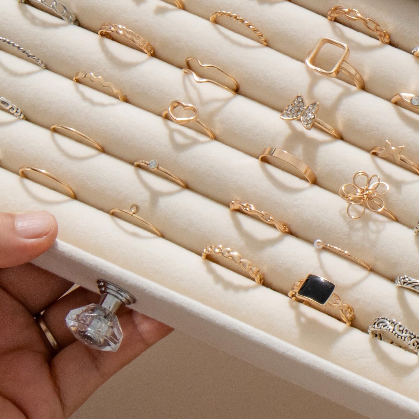 Clear Velvet Jewelry Organizer with 3 Drawers – Ring and Stud Earring Storage Display Box (Beige)