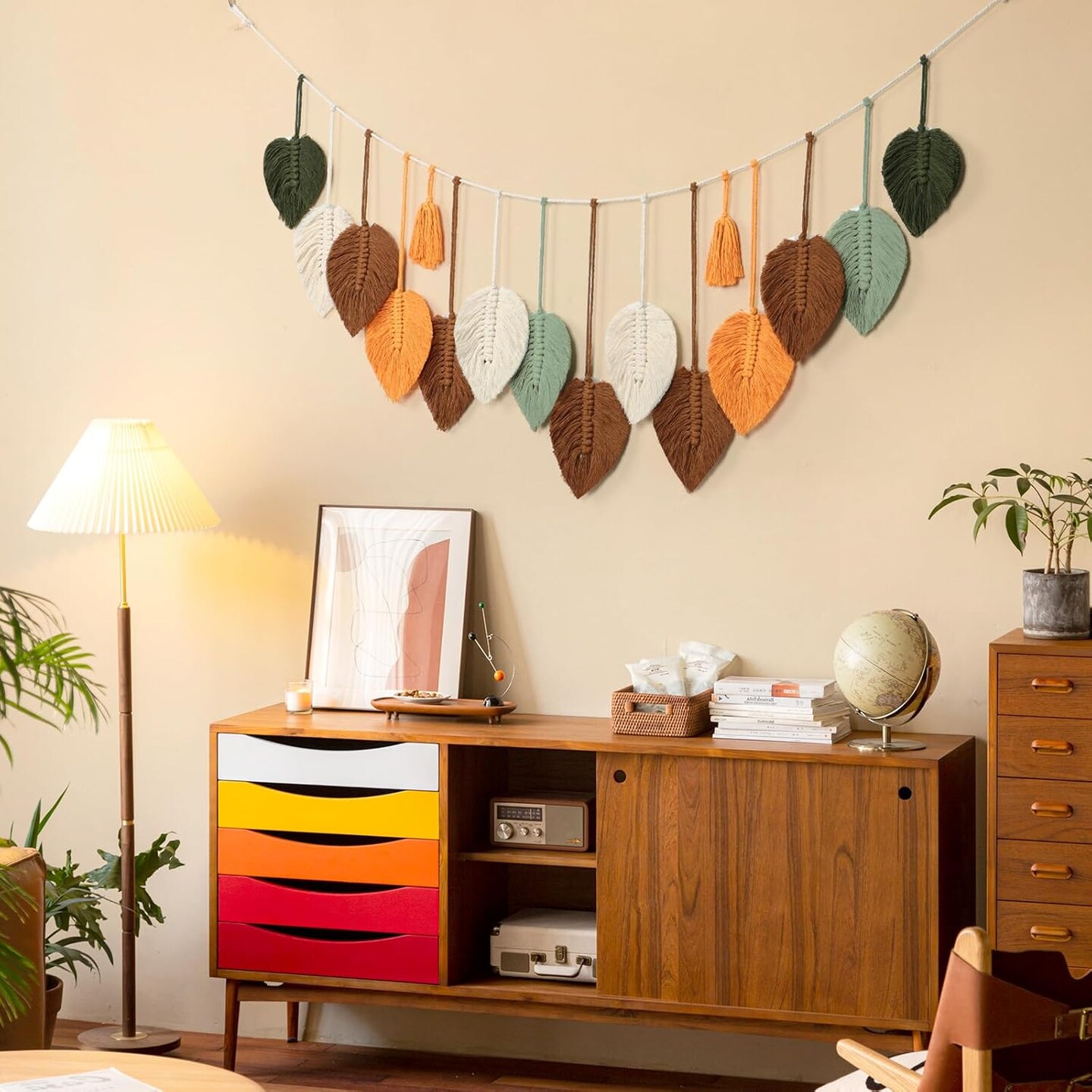 Macramé Wall Hanging – Boho Woven Tapestry with Colorful Leaf & Feather Design, Handmade Yarn with Tassels, Chic Bohemian Wall Art for Nursery, Bedroom, or Living Room Backdrop