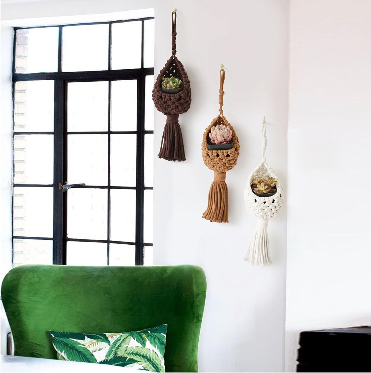 Macramé Basket Decor – Set of 3 Handmade Boho Wall Hanging Storage Baskets for Living Room, Bedroom, or Entryway, Rustic and Decorative Home Art