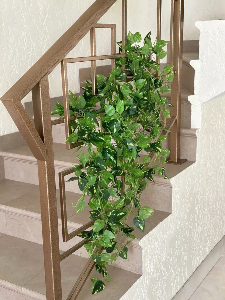 2pcs Artificial Hanging Plants Fake Hanging Greenery Leaves Faux Ivy Vine for Indooor Outdoor Decor Home Room