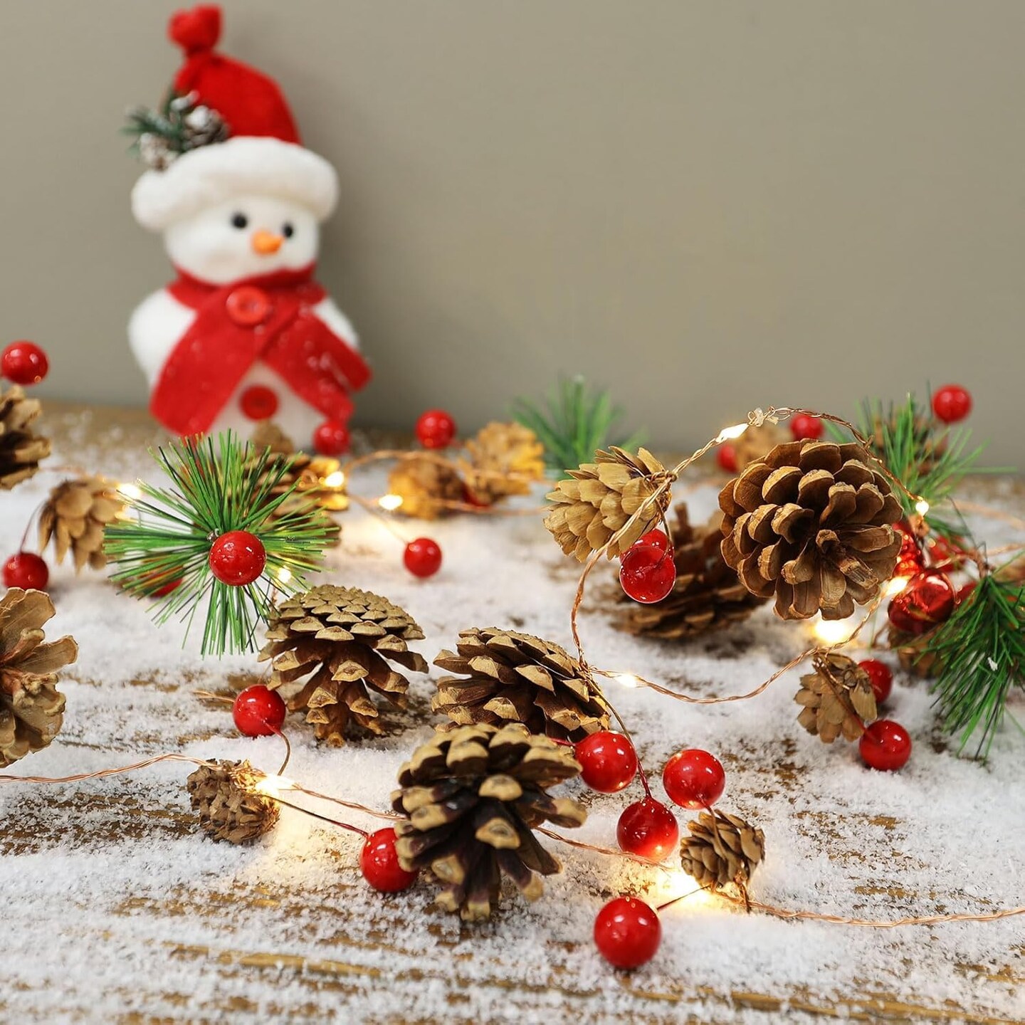Christmas Garland with Lights, 6.6FT Pinecones Christmas String Lights,20 LED Battery Operated