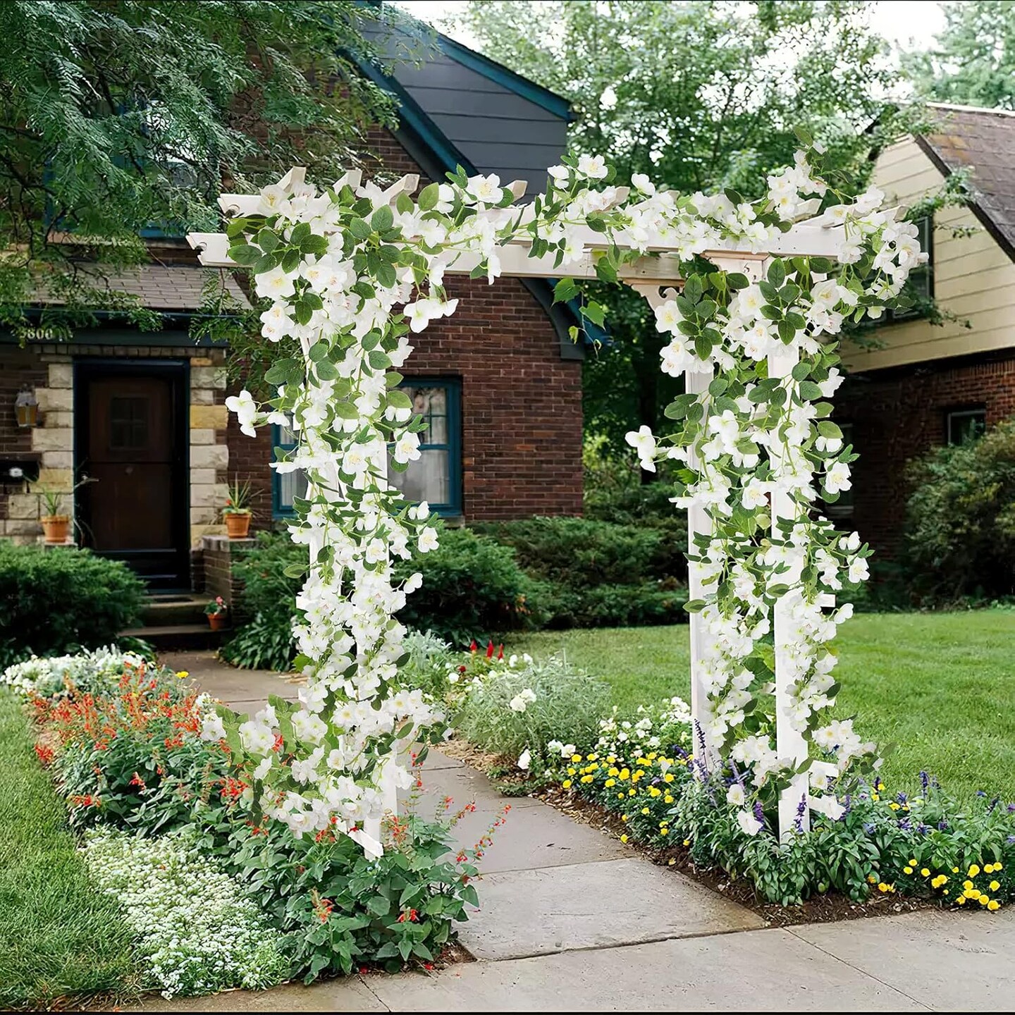 Artificial Cherry Blossom Flower Vine Hanging White Cherry Blossom Flower Silk Garland Hanging Vines Faux Flowers for Outdoors Spring Wedding Party Home Table Centerpiece Arrangement Decor