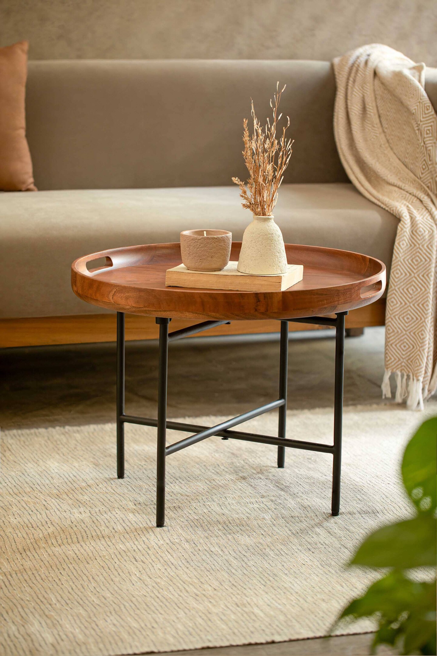 Wooden Coffee Table with Metal Stand (Knock Down) | Modern Coffee Tables | Space-Saving Furniture"