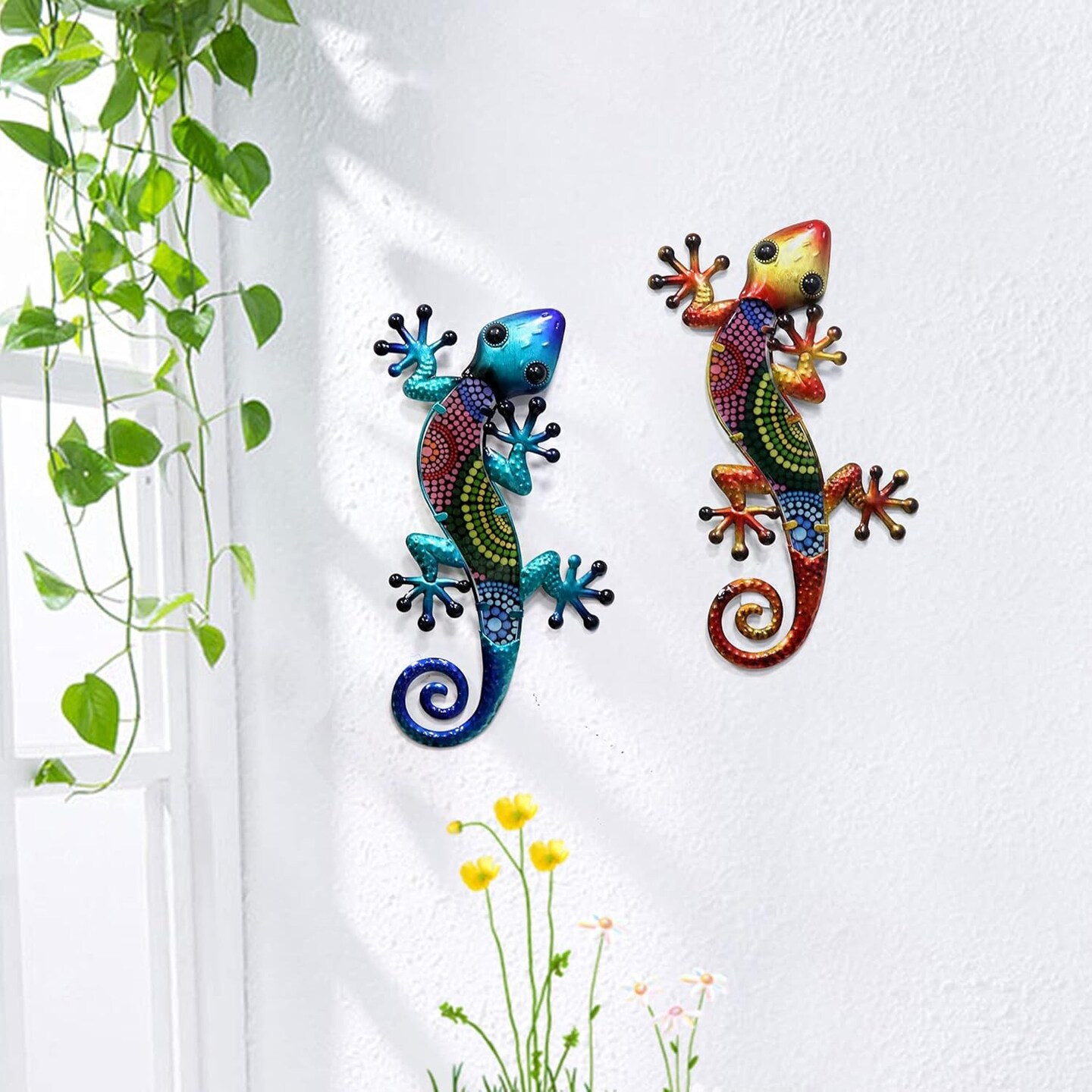 Summer Metal Gecko Wall Art 2 Pack 15 Inch Lizard Outdoor Decor Hanging Glass Sculpture Decoration for Garden Fence Home