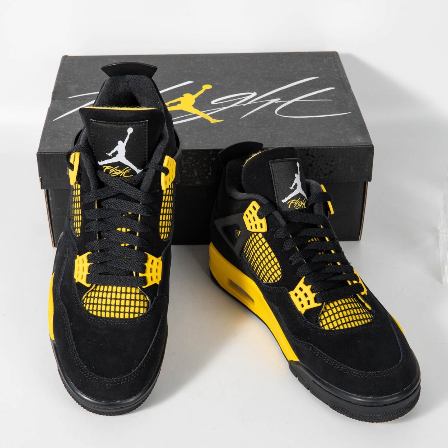 Air Jordan 4 Retro Thunder 2023 | MakerPlace by Michaels