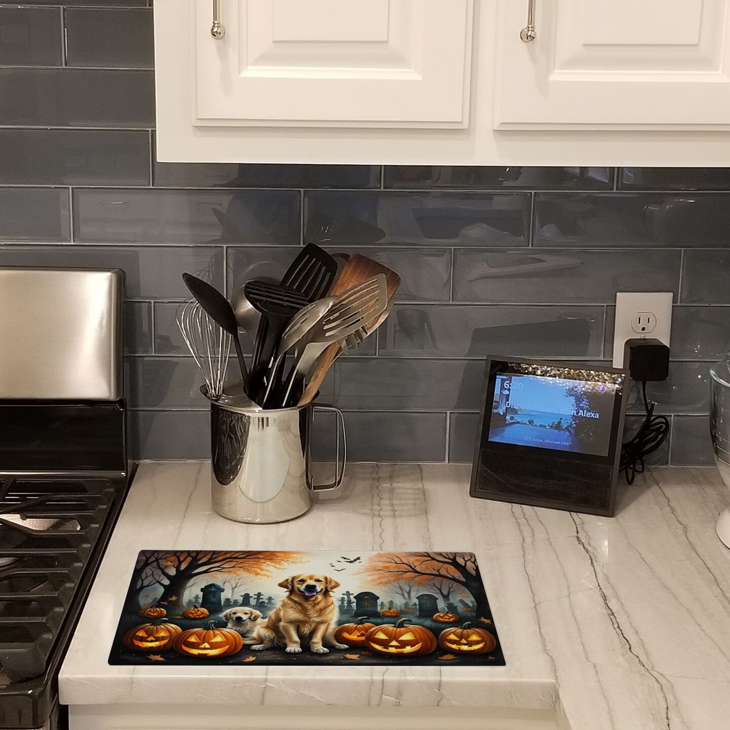 Edge Collections - 15" x 12" - Golden - Retriever Halloween Glass Cutting Board - 1 Piece