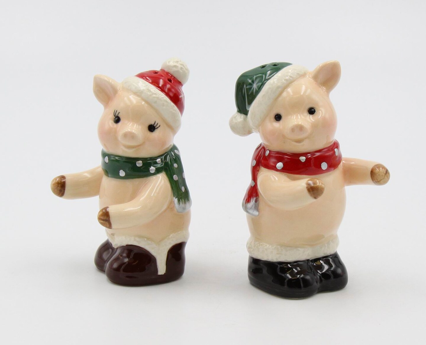 Christmas Pig Salt And Pepper Shakers, Home D&#xE9;cor, Gift for Her, Gift for Mom, Kitchen D&#xE9;cor, Farmhouse Decor