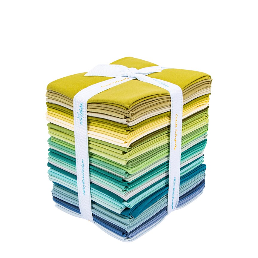 Confetti Cotton Fat Quarter Bundle in Dapper by Lori Holt by Riley Blake (FQ-LHDAP120-32)