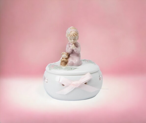Ceramic Girl Praying Box, Religious Décor, Religious Gift, Church Décor, Church Gift, Baptism Gift