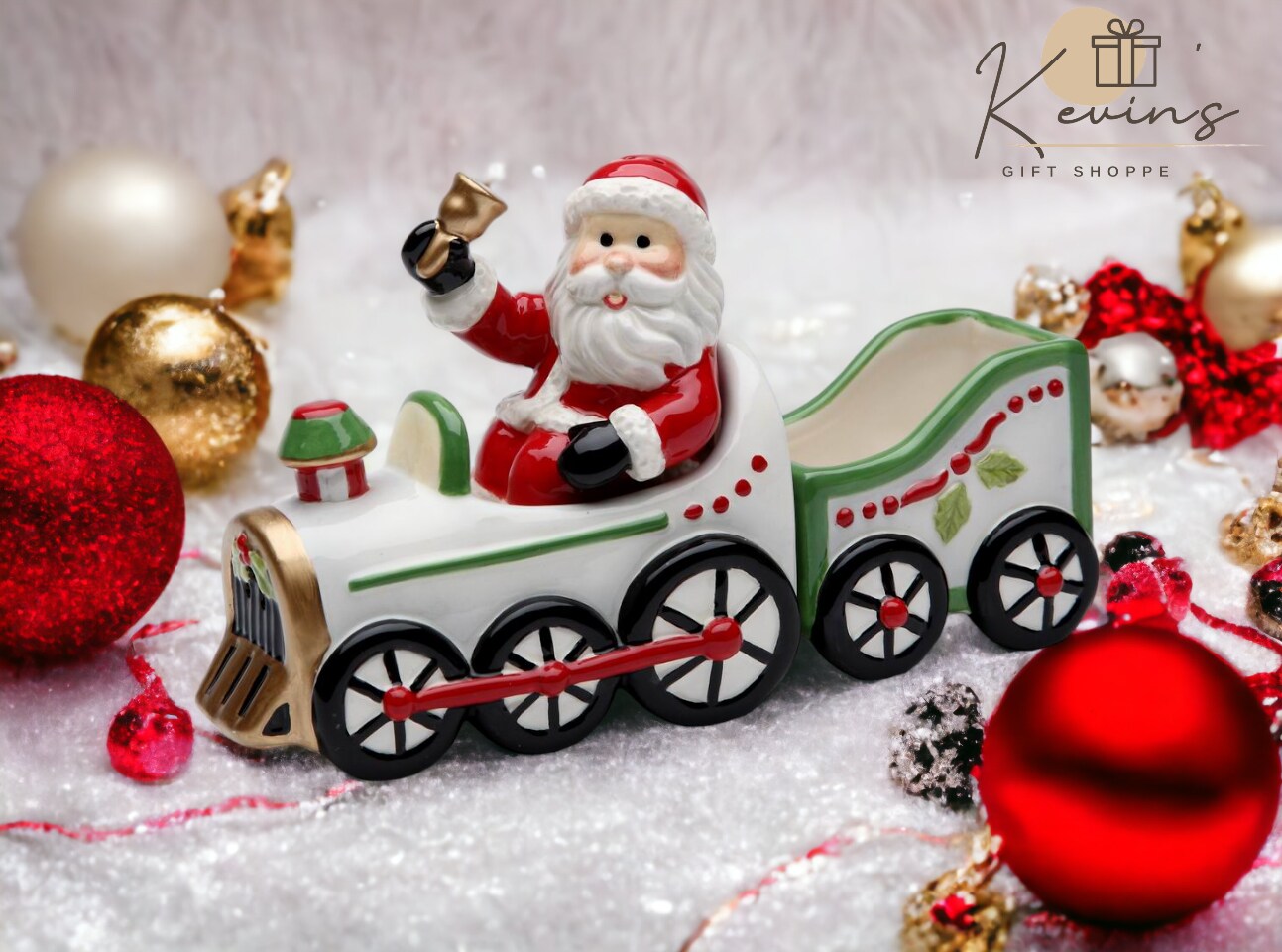Ceramic Christmas Santa Driving Train Salt &#x26; Pepper Shakers With Sugar Pack Holder, Home D&#xE9;cor, Gift for Her, Gift for Mom, Kitchen D&#xE9;cor