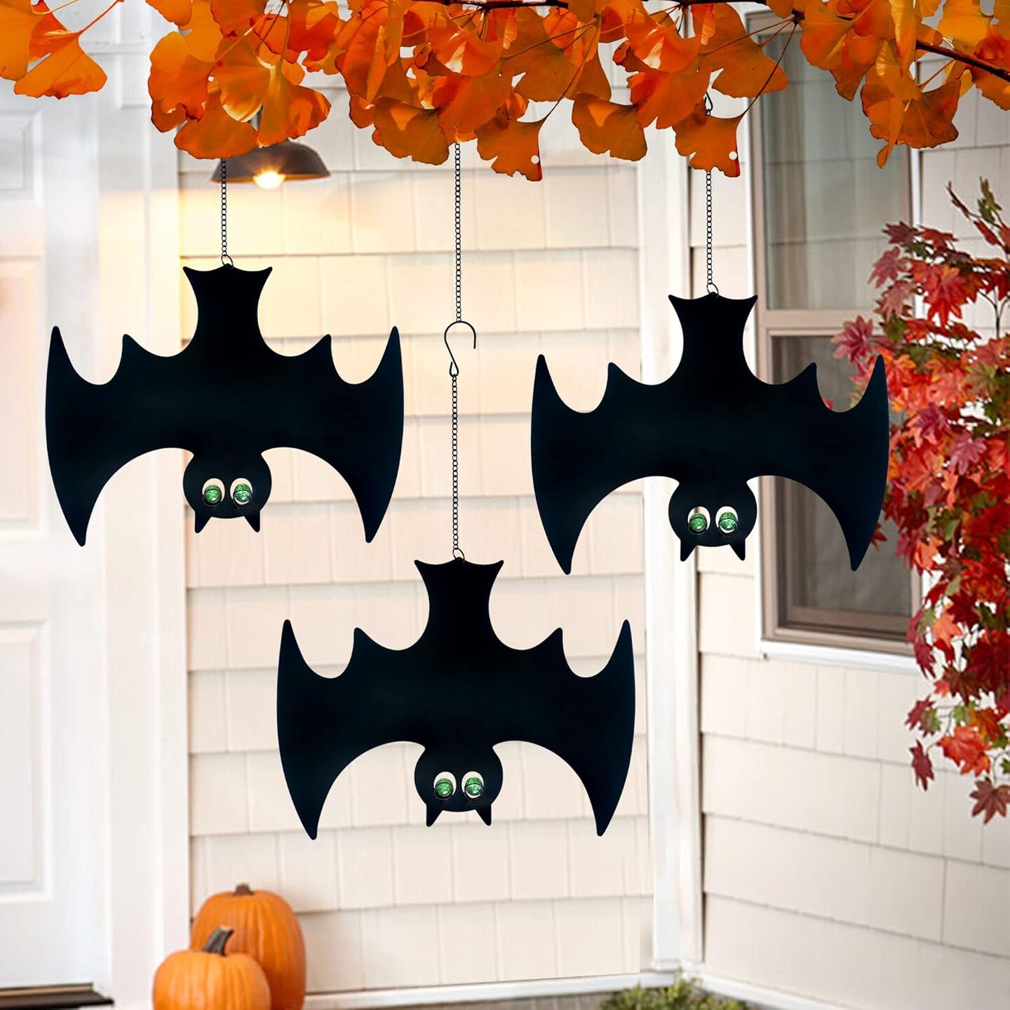 Set of 3 Metal Bat Silhouette Hanging Decorations – Glow-in-the-Dark Halloween Yard Decor, Waterproof Laser-Cut Outdoor Bats for Garden, Porch & Party Display