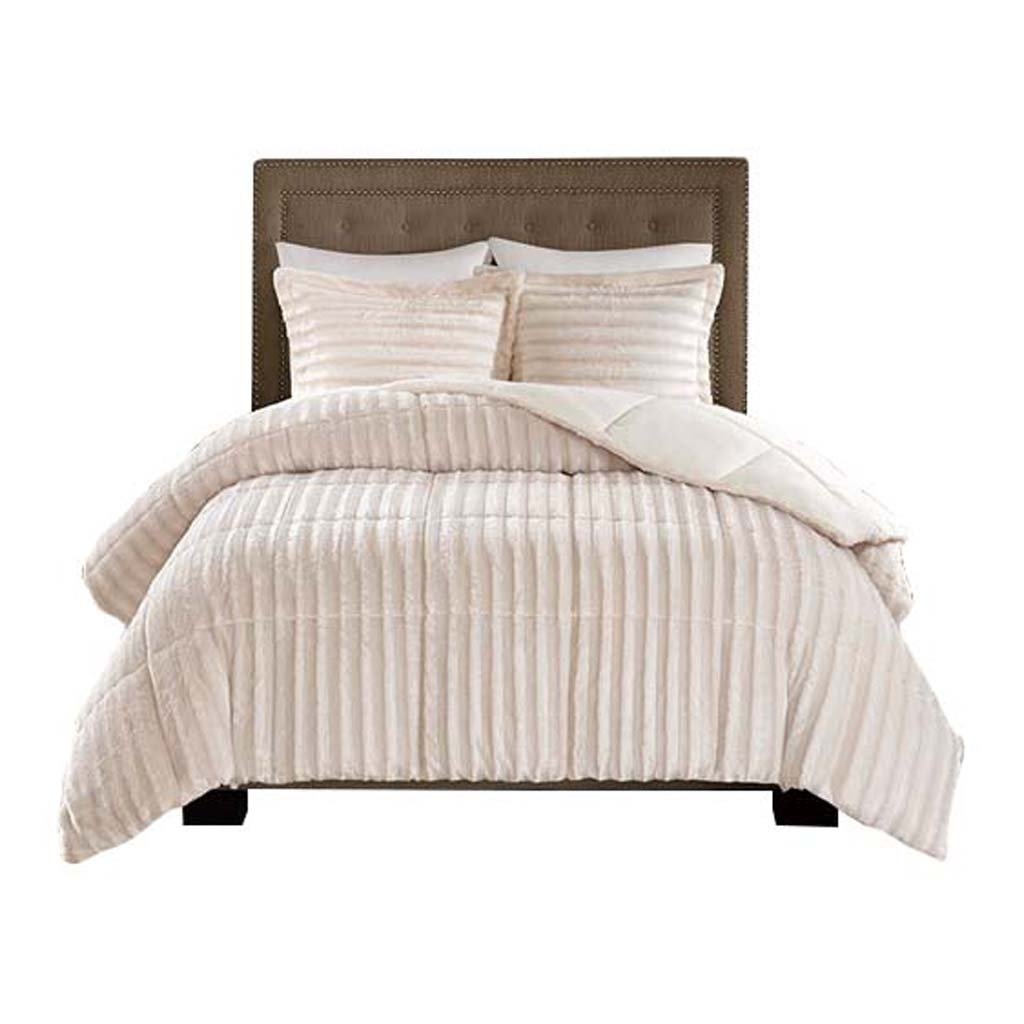 Gracie Mills Wilfred Faux Faux Comforter Set - Grace-7085