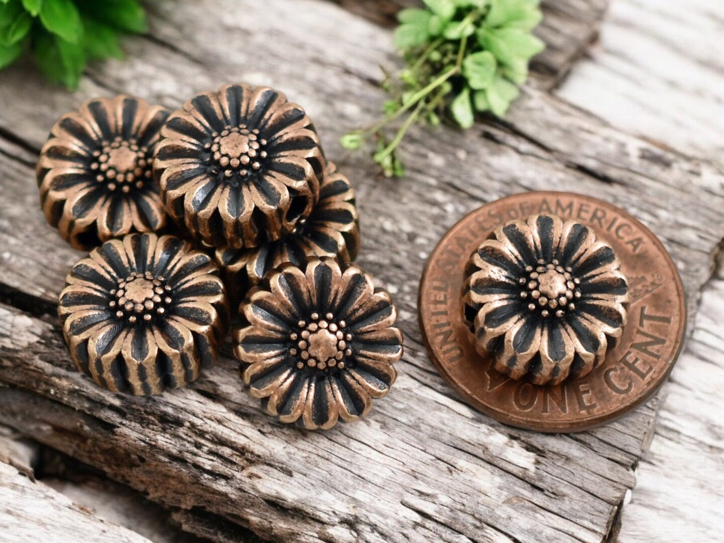 *20* 11x5mm Antique Copper Flat Flower Beads