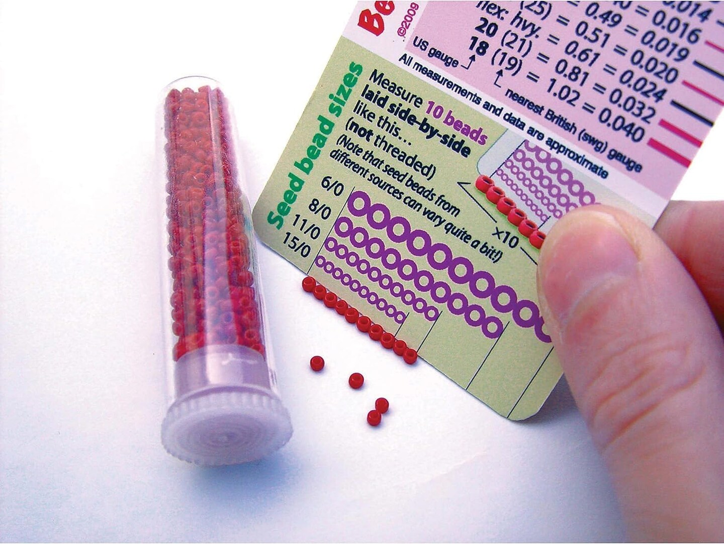 The Beadsmith Bead Oracle &#x2013; Beader&#x2019;s Reference Card &#x2013; Wallet Sized &#x2013; Resource to Determine Bead Sizes, Wire Gauge Conversion Chart, Measurement Comparisons &#x26; Project Quantities