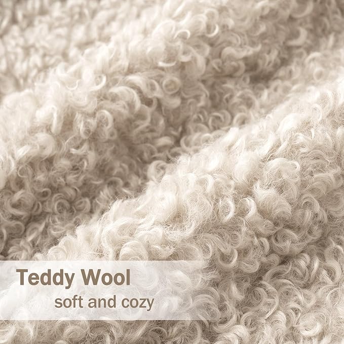 Pack of 2 Throw Pillow Covers 18x18 Inch Neutral Light Beige Faux Fur Decorative Sherpa Pillow Covers Fuzzy Accent Soft Sheepskin Fleece Cushion Cases for Boho Home Decor Couch Living Room Bed