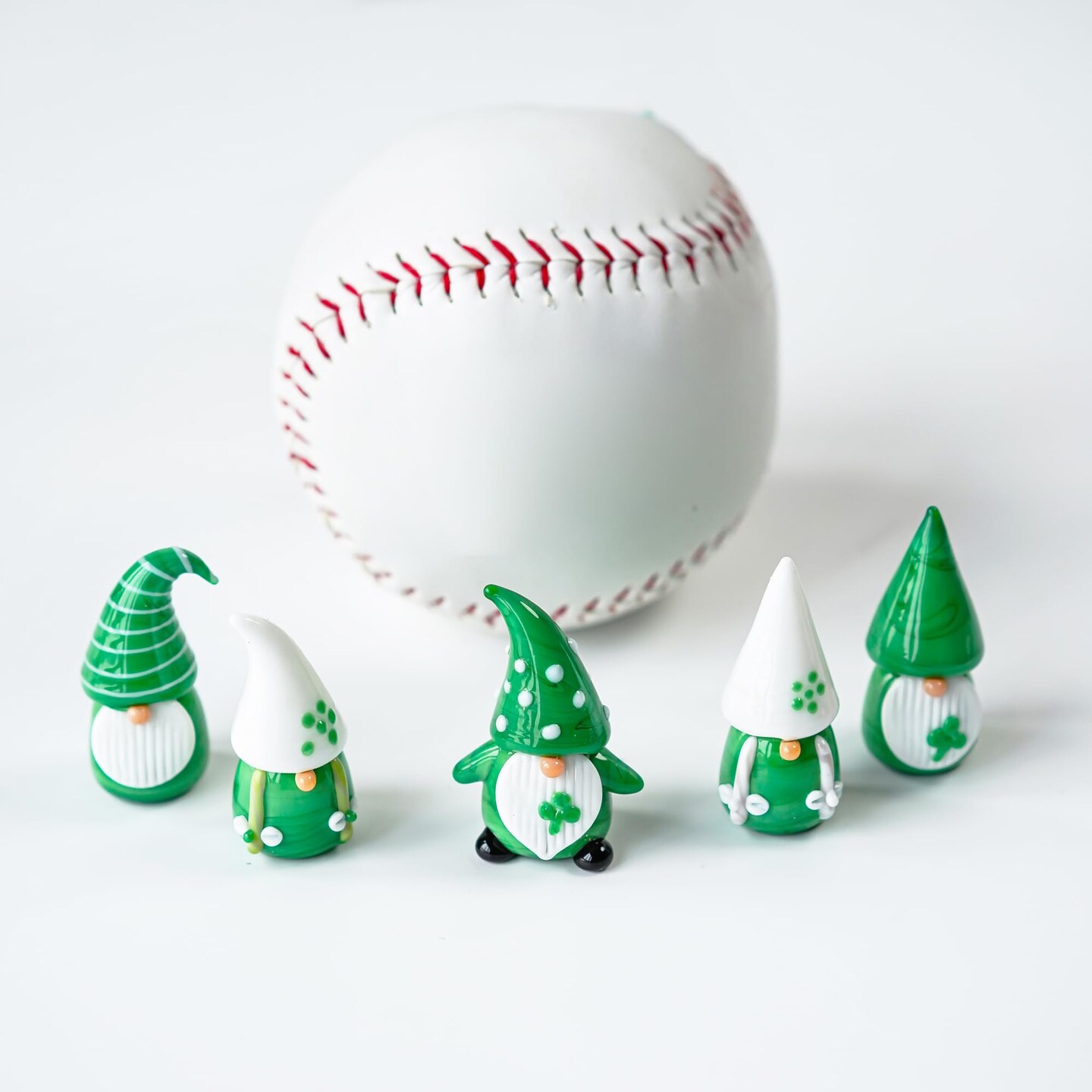 St Patrick's Day Gnomes Decorations 5Pcs Mini Blown Glass Gnomes Figurines Irish Green Clover Gnomes Figurines for Home Table, St Patrick's Day Ornaments