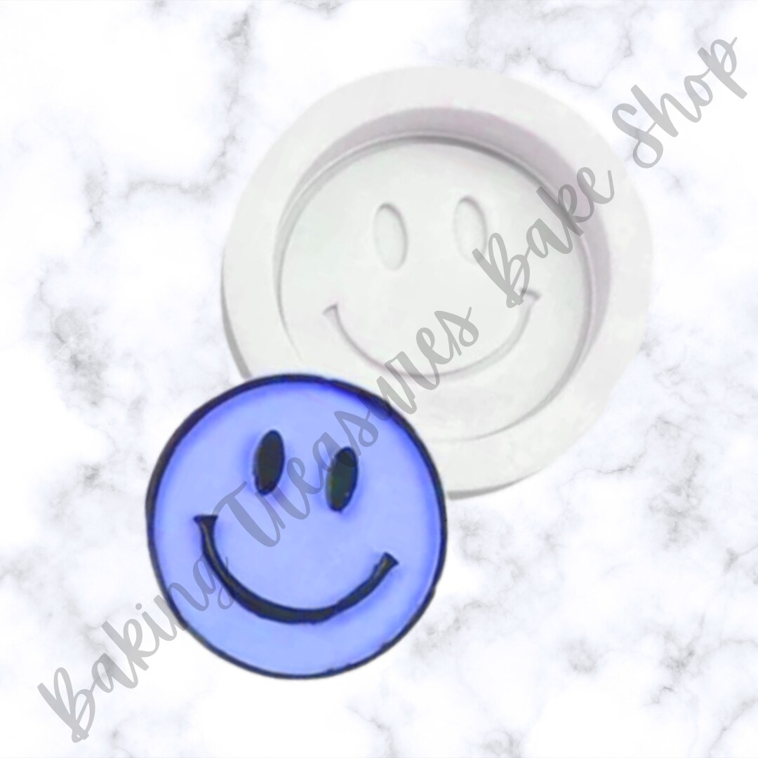 Round Smiley Face