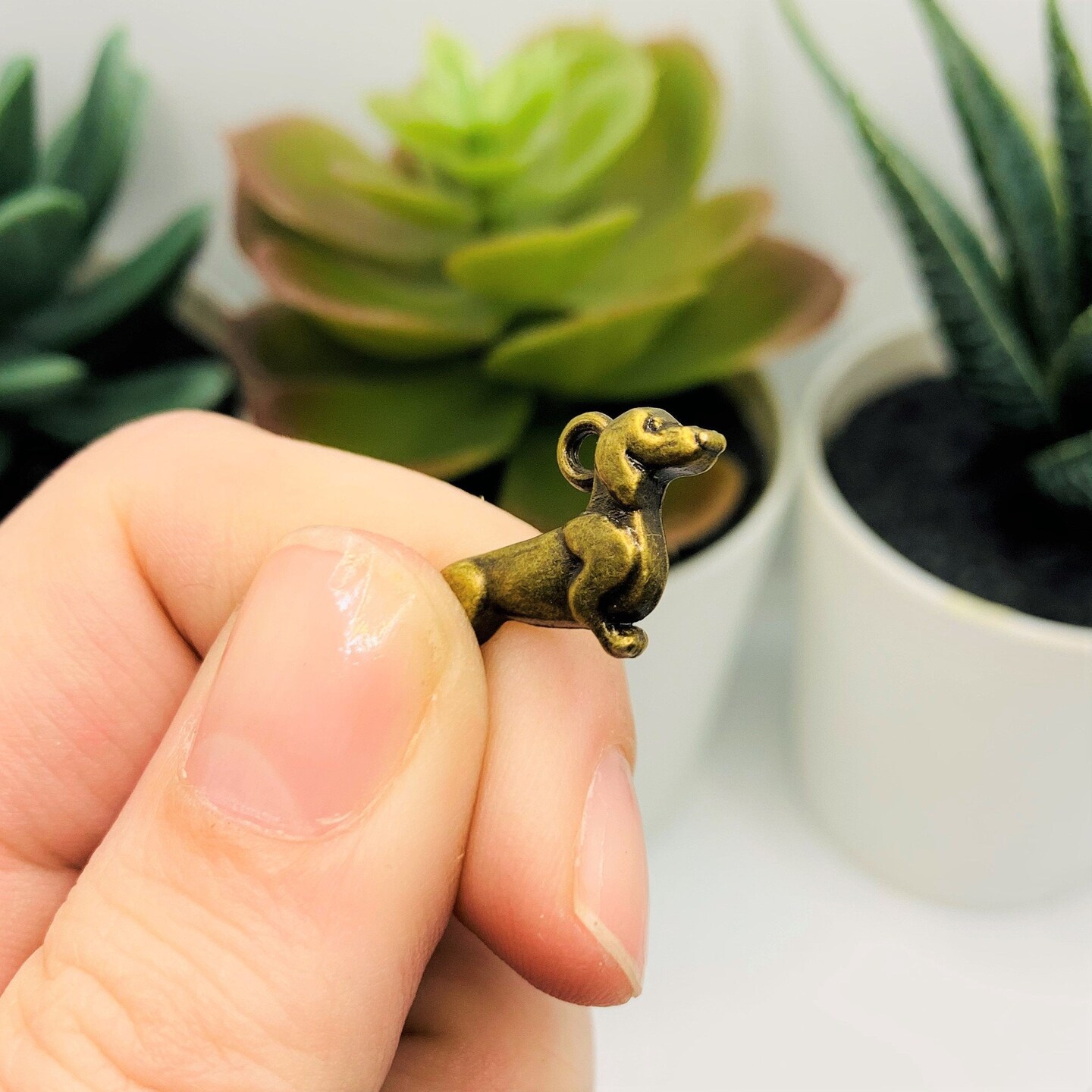 4 or 20 Pieces: Bronze Dachshund Wiener Dog Charms