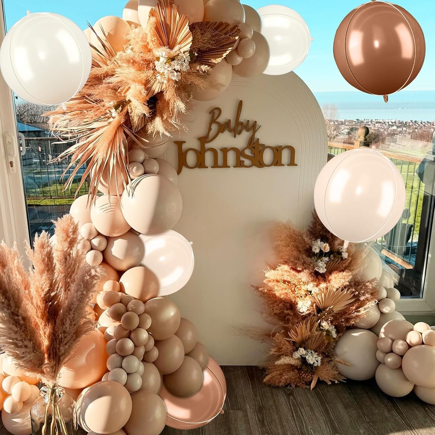Giant 4D Foil Balloons(&#x9;Cream Brown White)