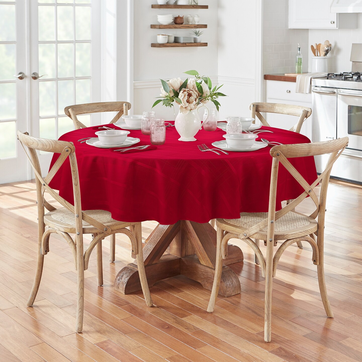 Threadmade Home Elegance Plaid Jacquard Tablecloth, Poinsettia Red - 70"W x 70"L Round