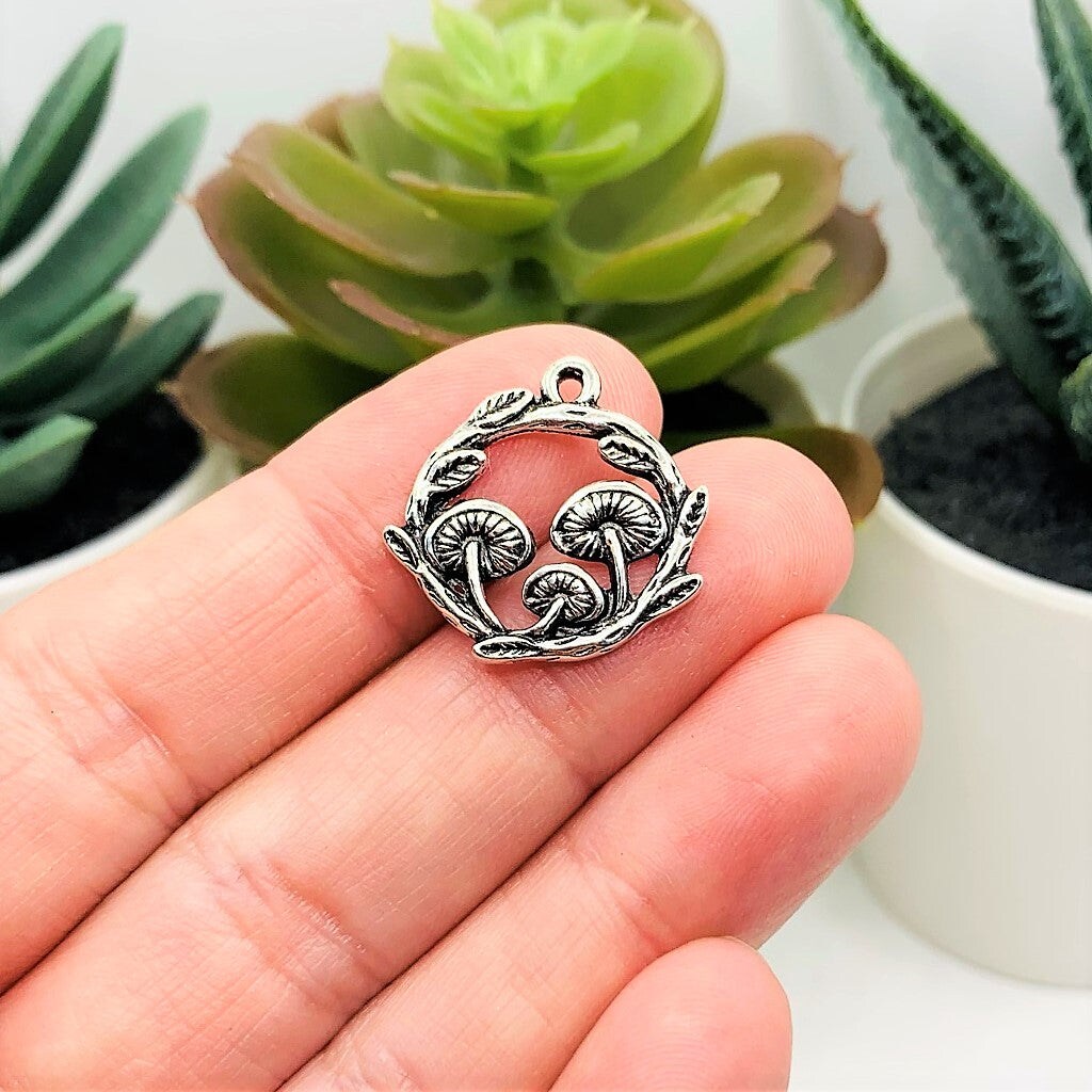 Small Silver Round Mushroom Charms, 21x20mm