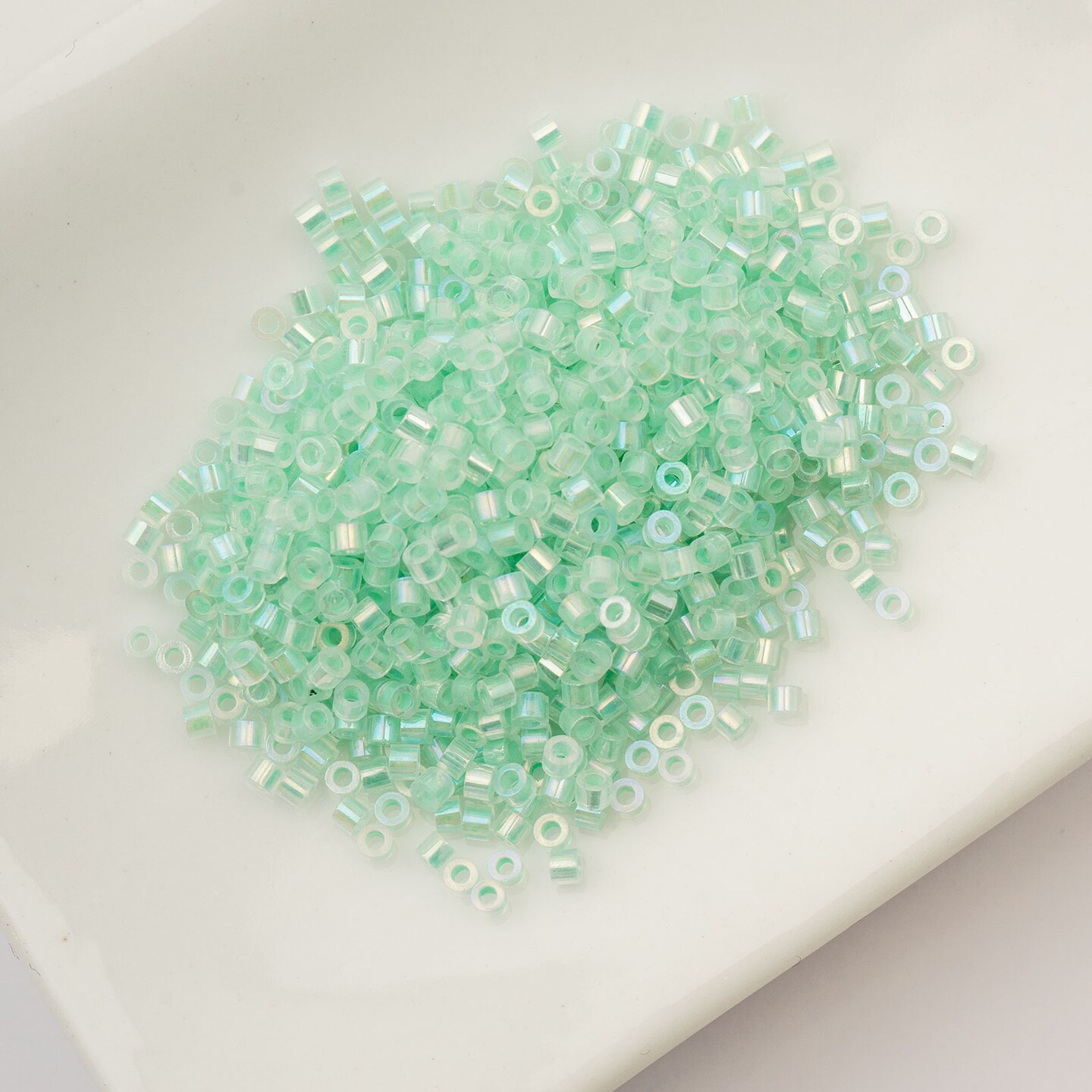 John Bead Glow in Dark Cylin Beads 11/0 Glass Cylindrical Seed Beads, 25g