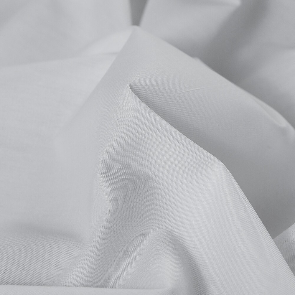 1 Yard Bright White Blended Shirting Fabric Lightweight Crisp Polyester Cotton