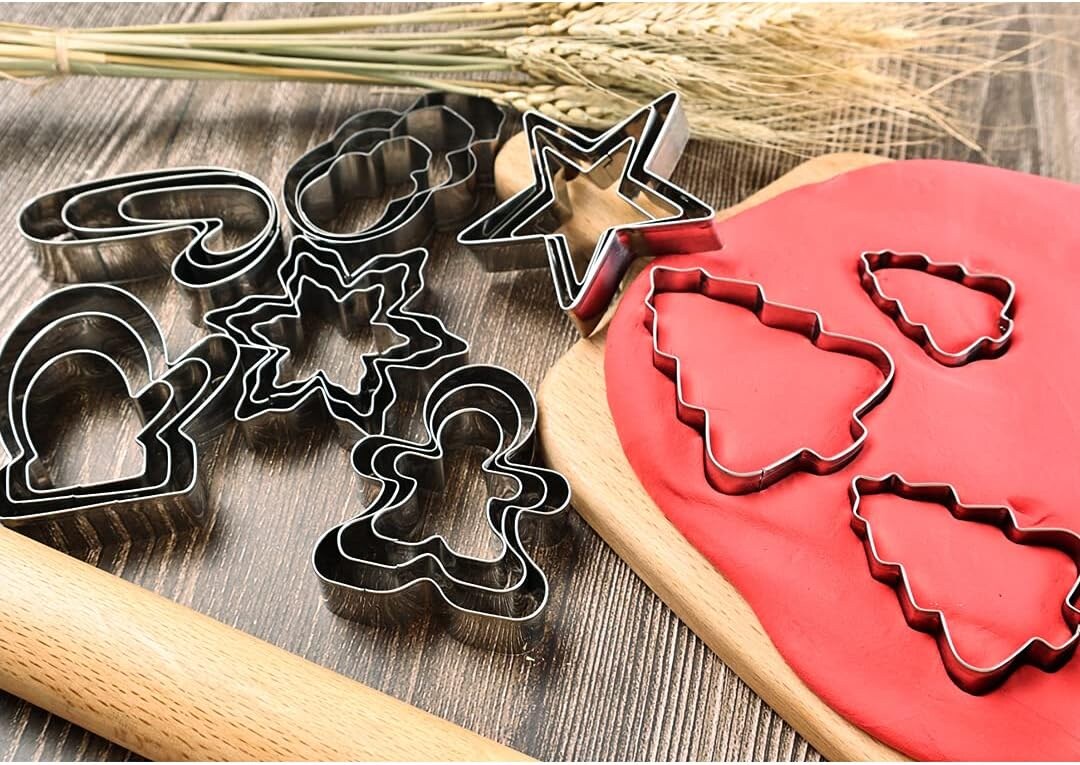 Christmas Cookie Cutters Set 27 Pcs Snowman Tree Santa Bells Gingerbread