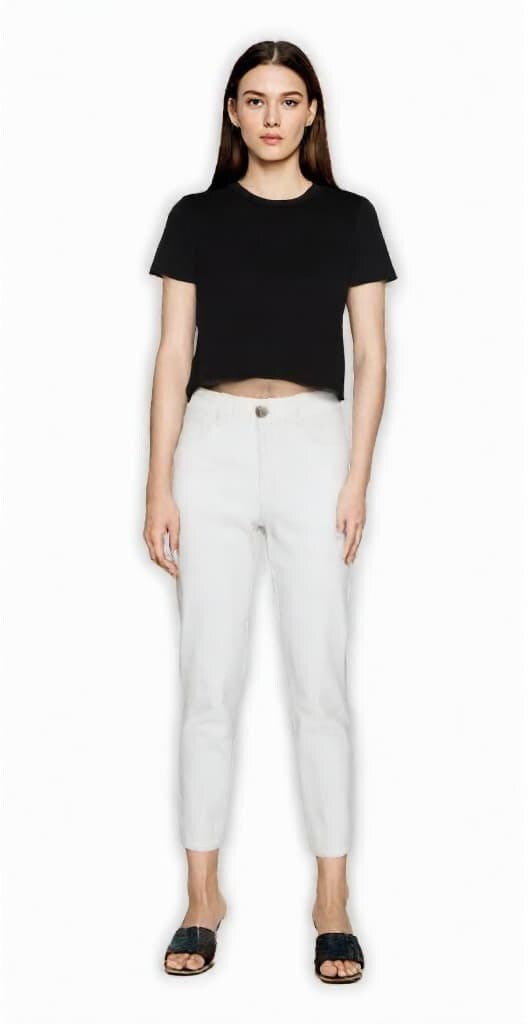 BELLA + CANVAS&#xAE; Women&#x2019;s Crew Neck Short Sleeve Flowy Crop Tee