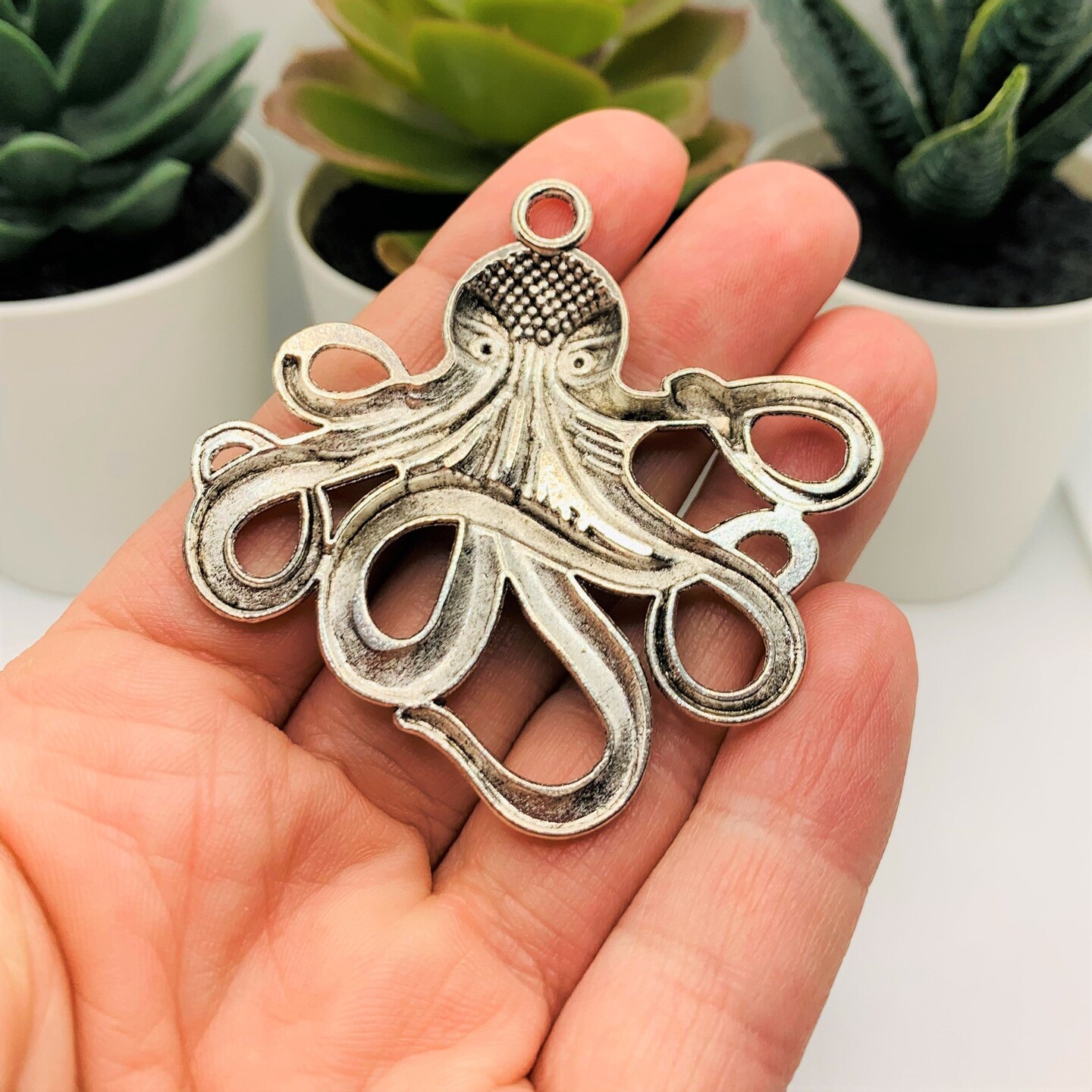 1, 4 or 20 pieces: Large Silver Octopus Cthulhu Pendant Charms