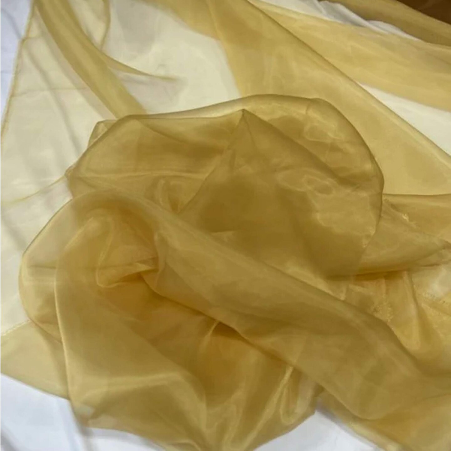 1 Yard Crinkle Organza Fabric Sheer Lightweight Polyester for Event and Home Decor
