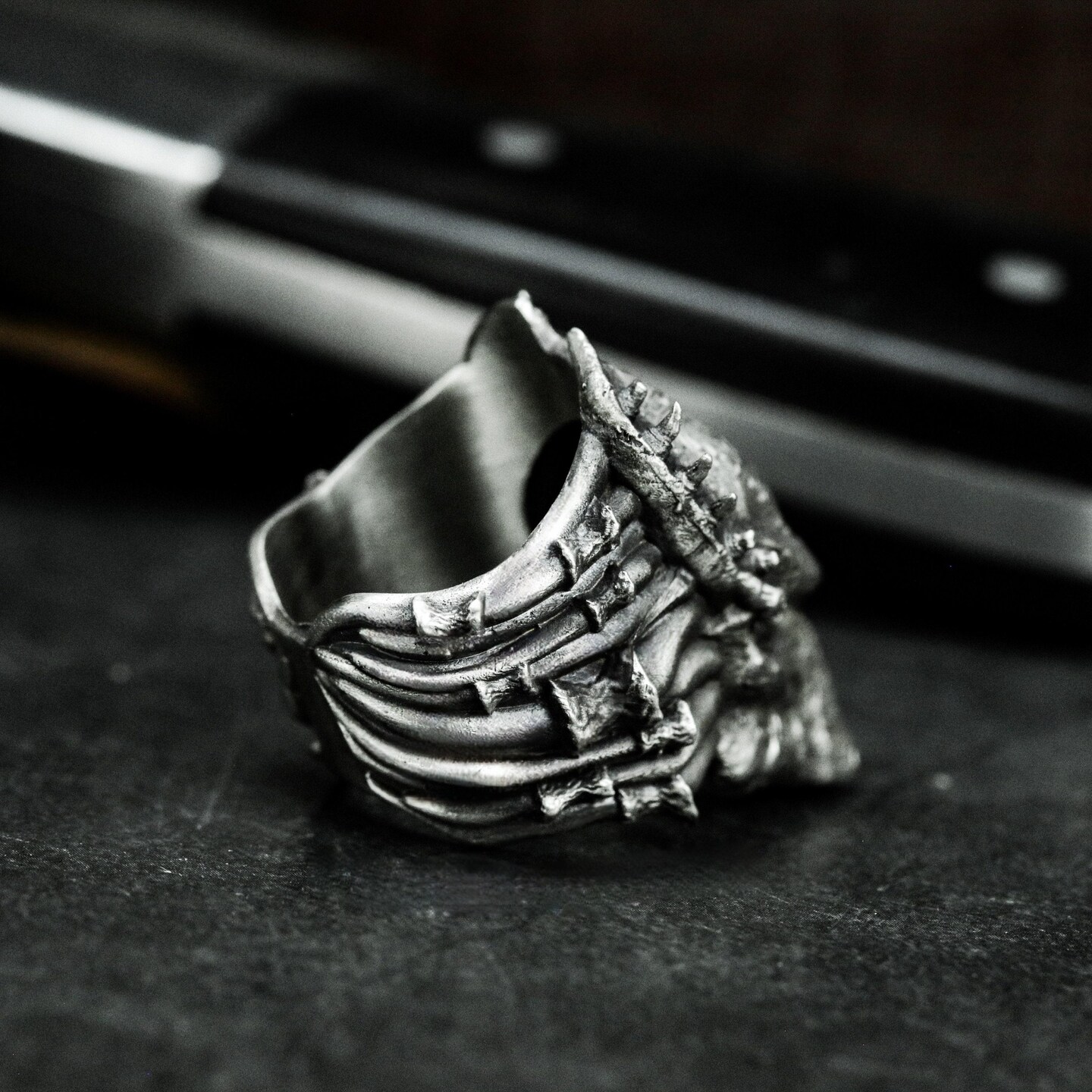 白魔術✨不思議な龍の髭 power ring シルバーアクセサリー DeryckHeart デリックハート Dragon芳正