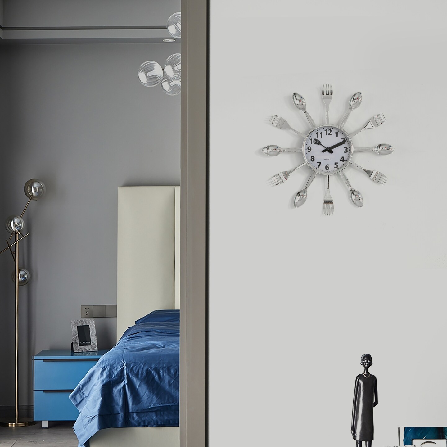 Decorative 3D Cutlery Utensil Spoon and Fork Wall Clock for Kitchen, Playroom or Bedroom