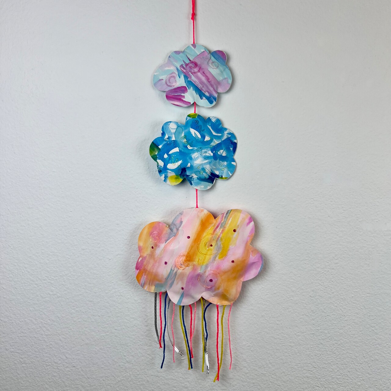 Kids Club: Puffy Cloud Wall Hanging