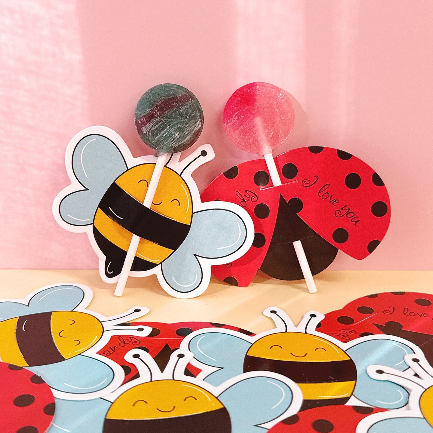 Wrapables Birthday Lollipop Paper Card Candy Holders, Party Supplies, Decorations, Party Favors (100pcs), Ladybugs and Bees