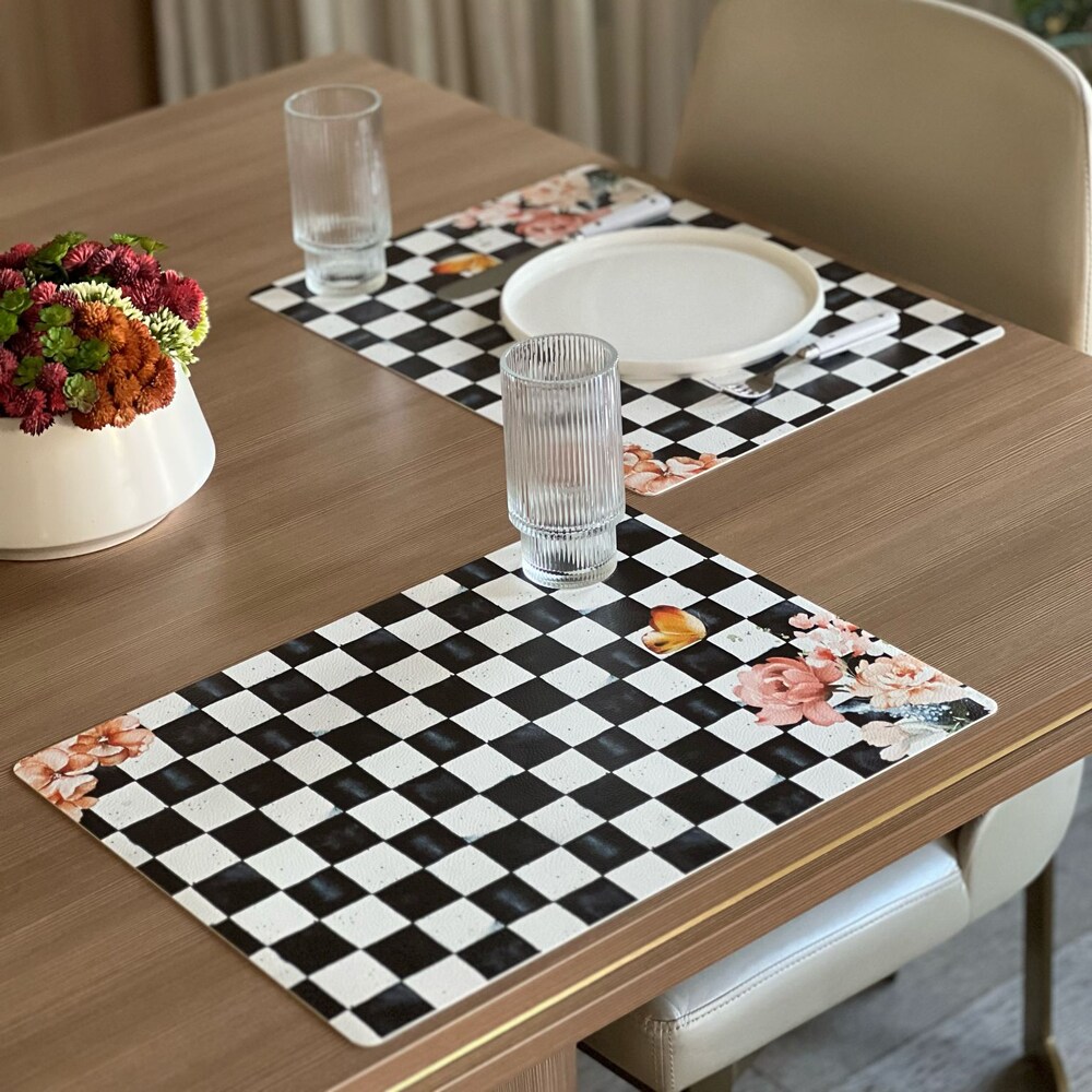 Chic Checkered Placemats