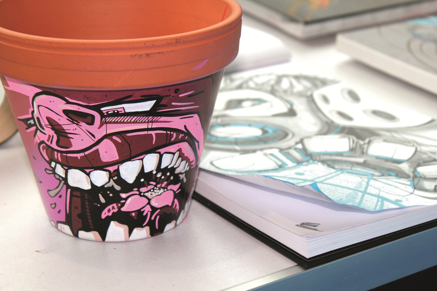 Molotow&#xAE; ONE4ALL&#x2122; Pump Marker - Black Color Family