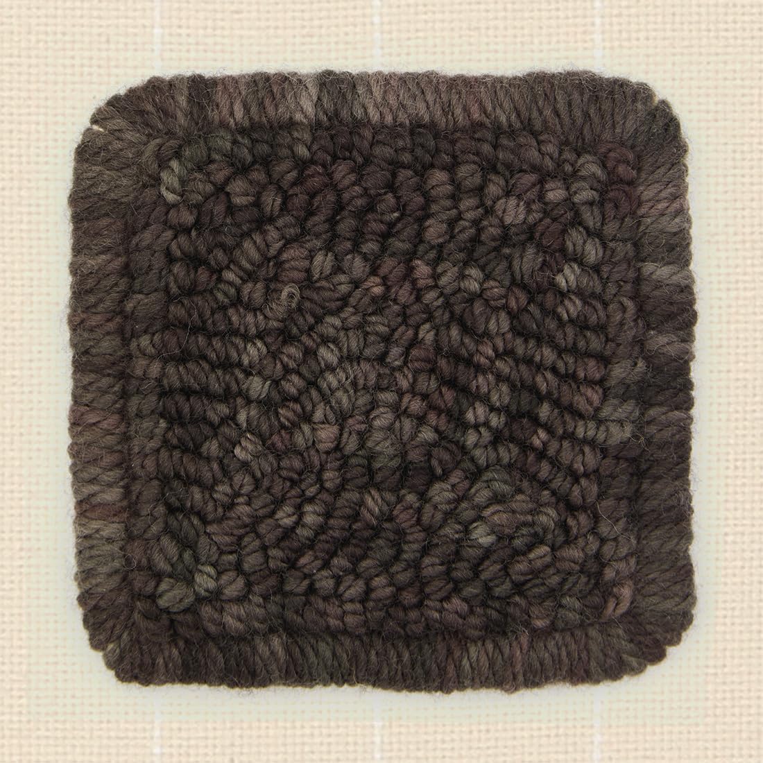 The Oxford Company Violet Jane 100% Wool Variegated Hand-Dyed Rug Yarn 4 Oz. Skein (approx. 55 yds)