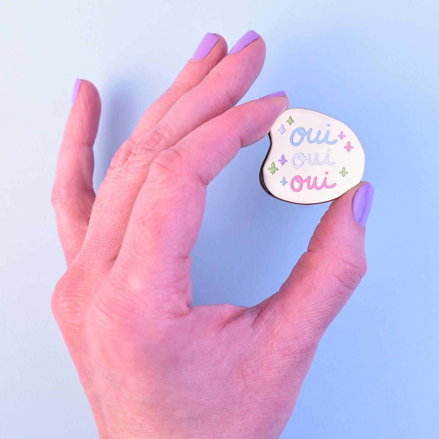 OUI♡ Enamel Pin: 