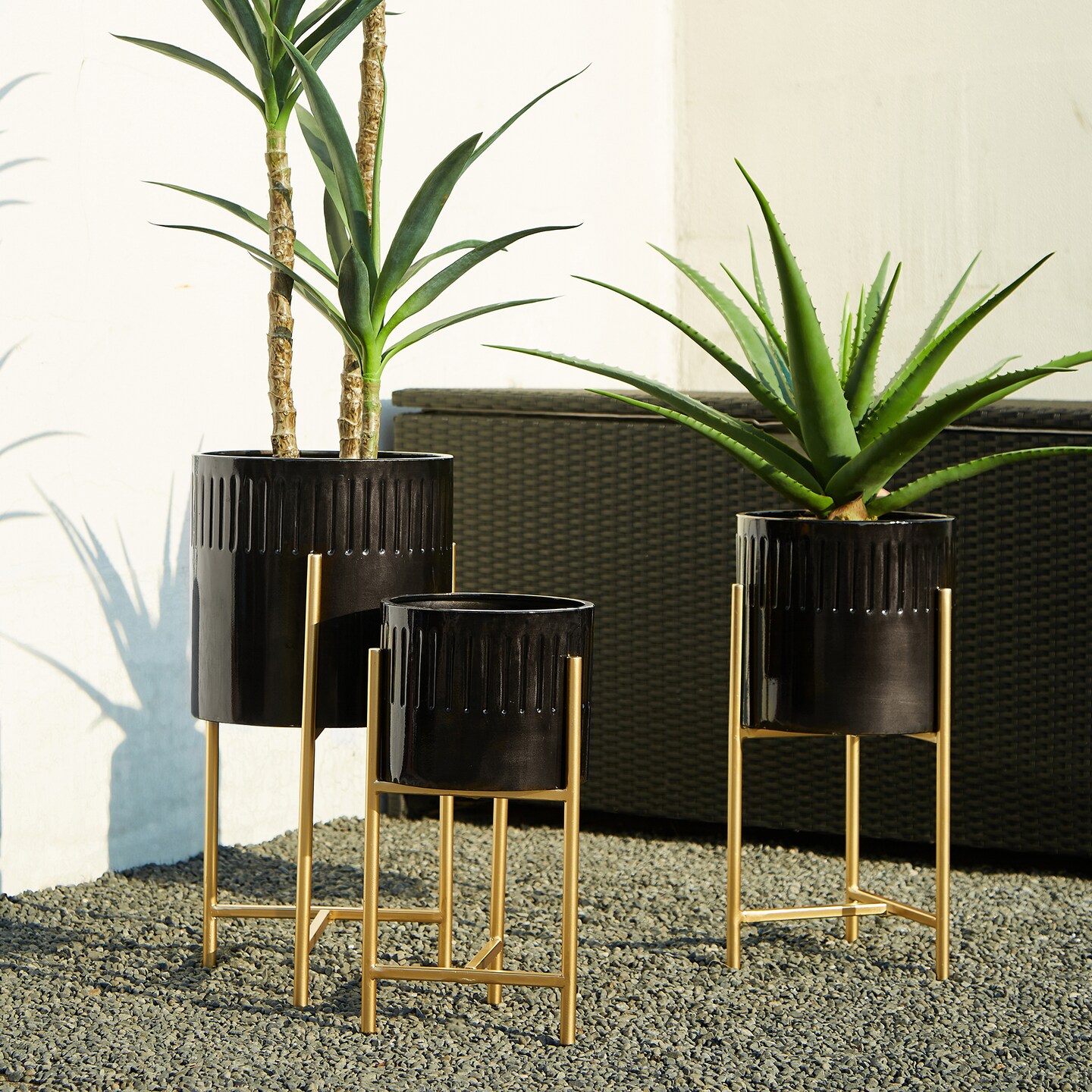 Set of 3 Washed Metal Planter Stand