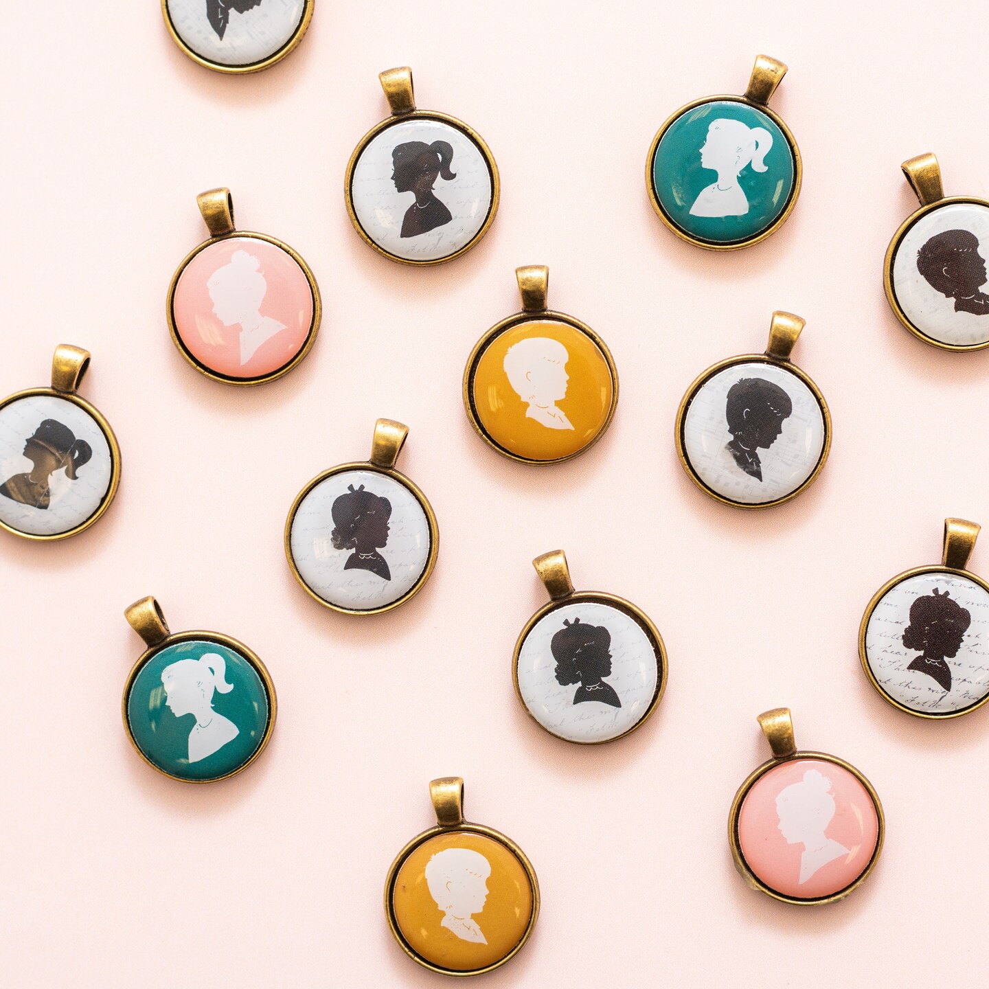Maggie Holmes Heritage Charm Embellishments 6/Pkg-Epoxy & Metal