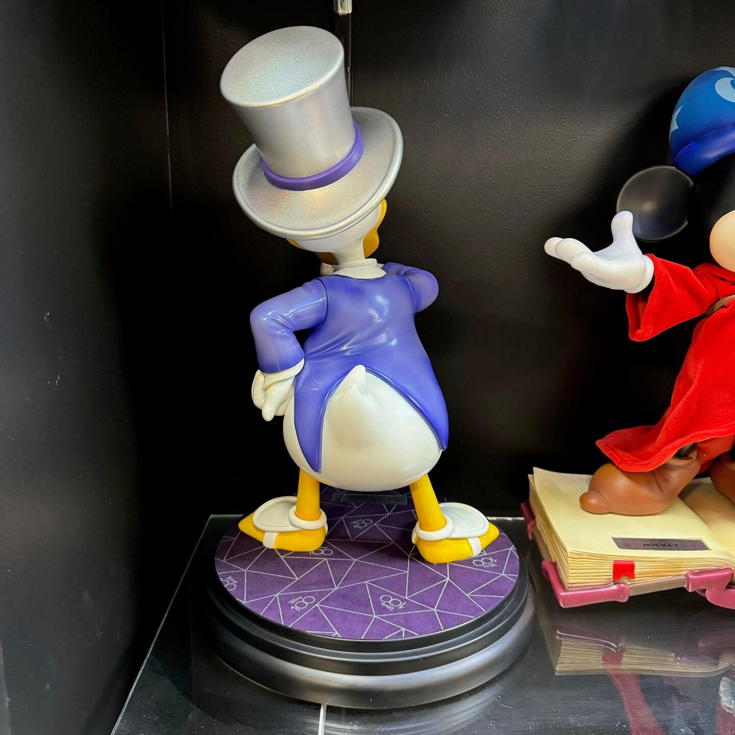 Disney 100 Years of Wonder Tuxedo Donald Duck Master Craft Table Top Statue