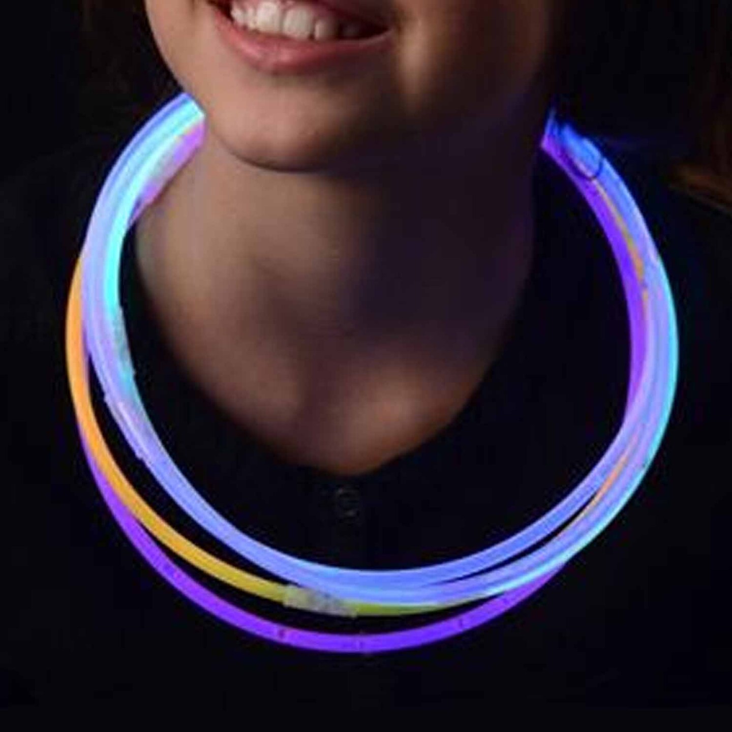 Glow Necklaces 25 Pc Include 25 Units
