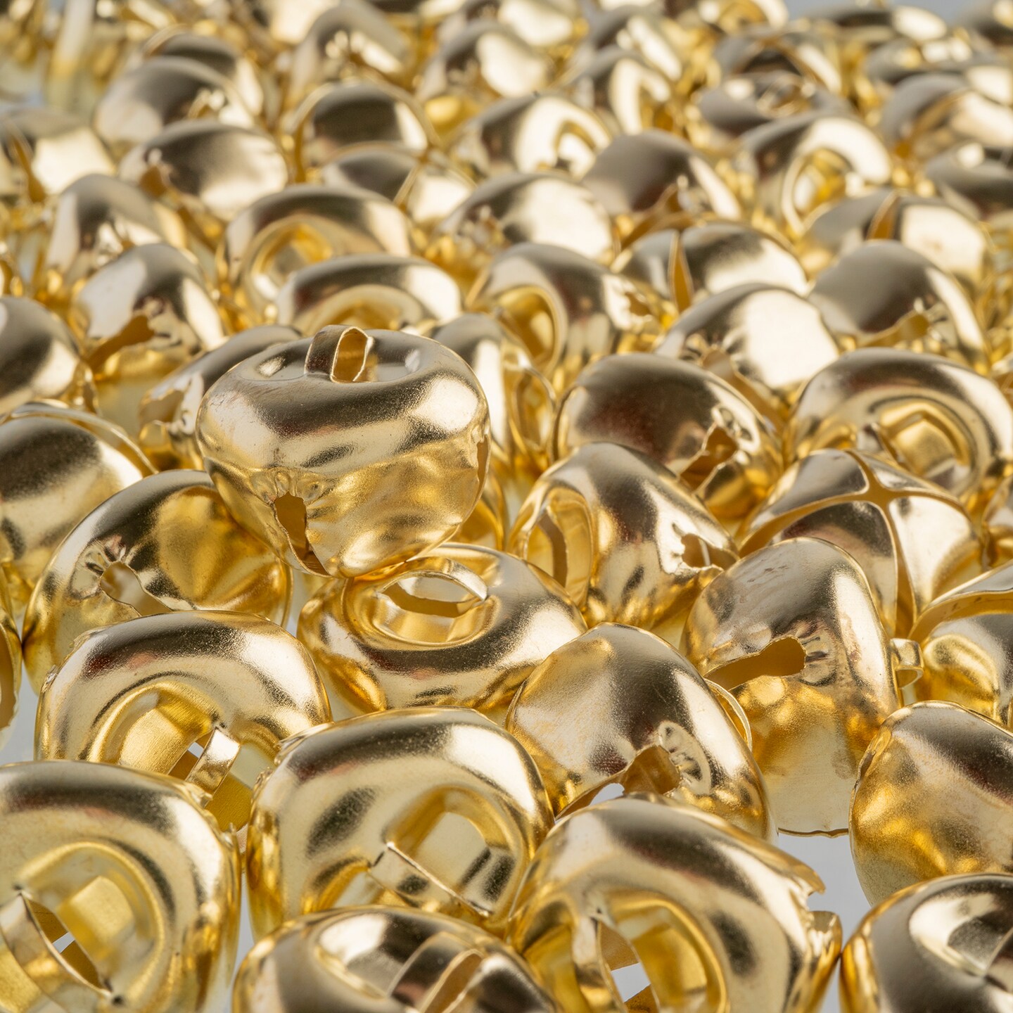 John Bead Gold Christmas Jingle Bells