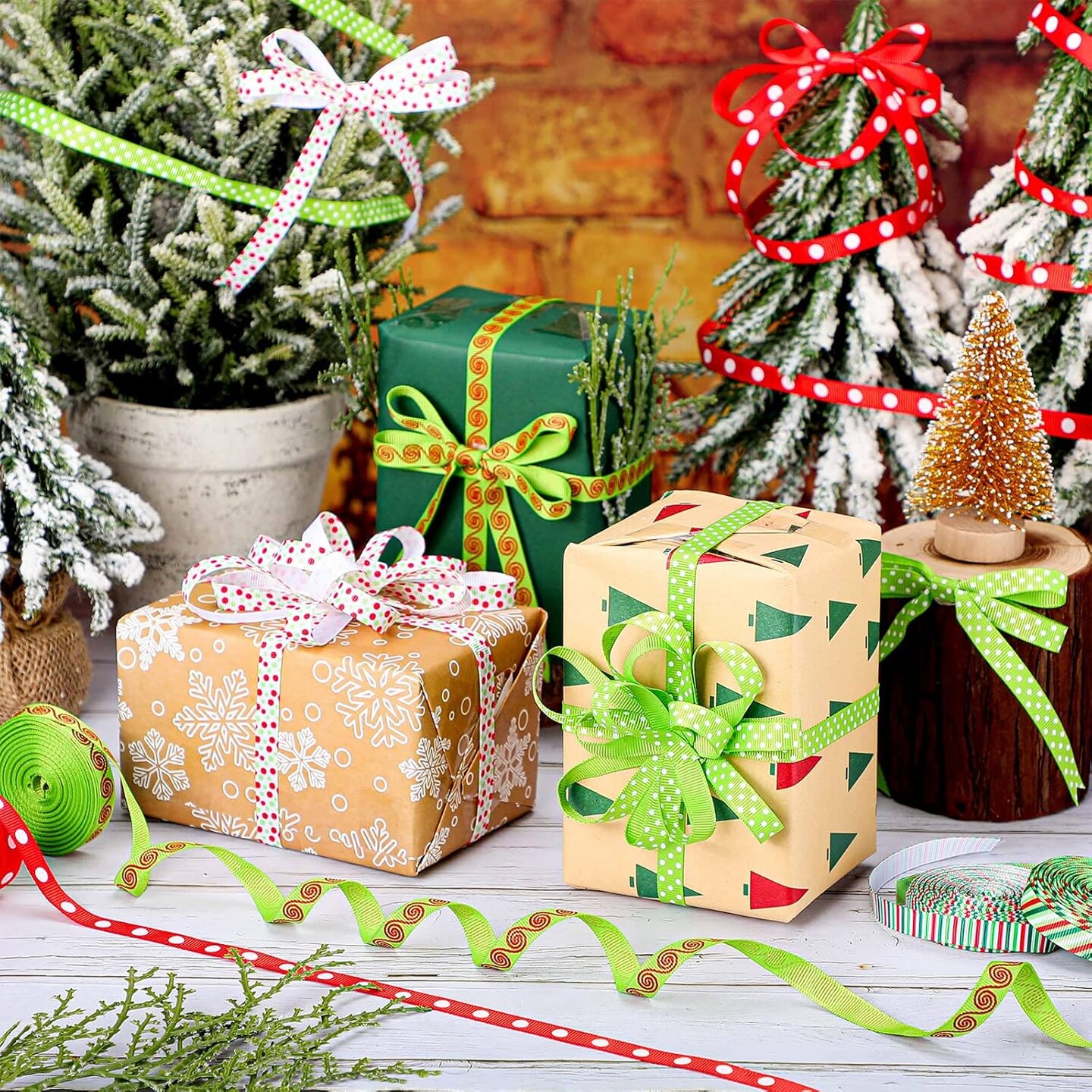 60 Yards 0.4 Inch Thin Christmas Ribbon Grosgrain Ribbon Red Green Dots Stripes Multi Rolled Xmas Gift Ribbon for Gift Wrapping Holiday Decoration DIY Crafts Christmas Ornaments