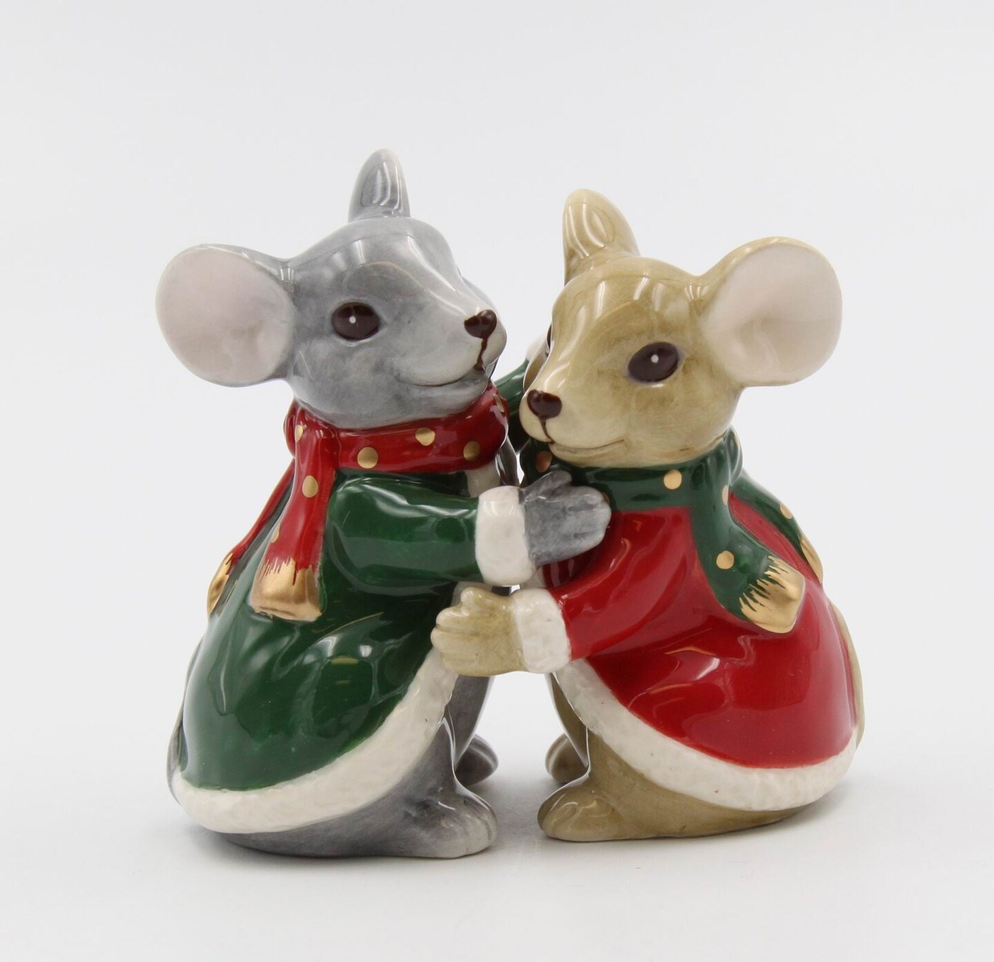 Ceramic Christmas Mice Salt And Pepper Shakers, Christmas Dinner Decor, Gift for Her, Gift for Mom