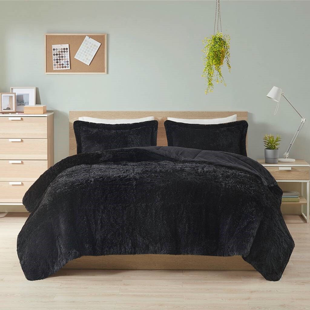 Black Soft Sherpa Faux Fur 3-Piece Comforter Set with Pillow Shams