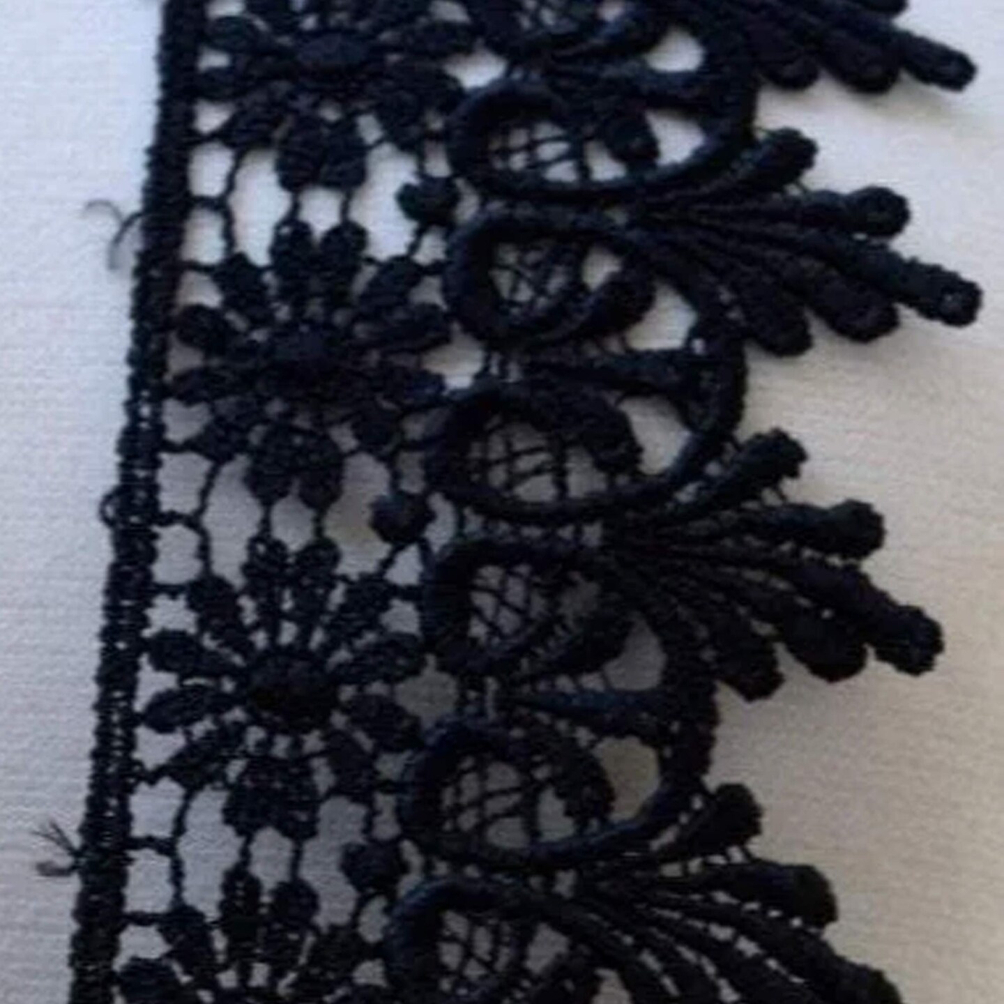 1 Yard Black 3 Inch Wide Flower Leaves Design Venice Lace Trim