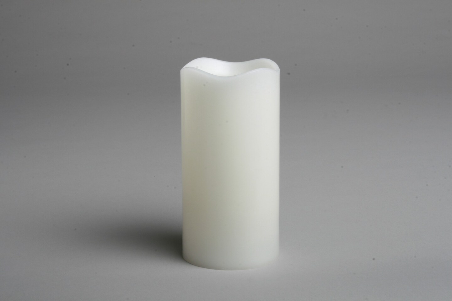 Light-Up LED Pillar Candle 3X6