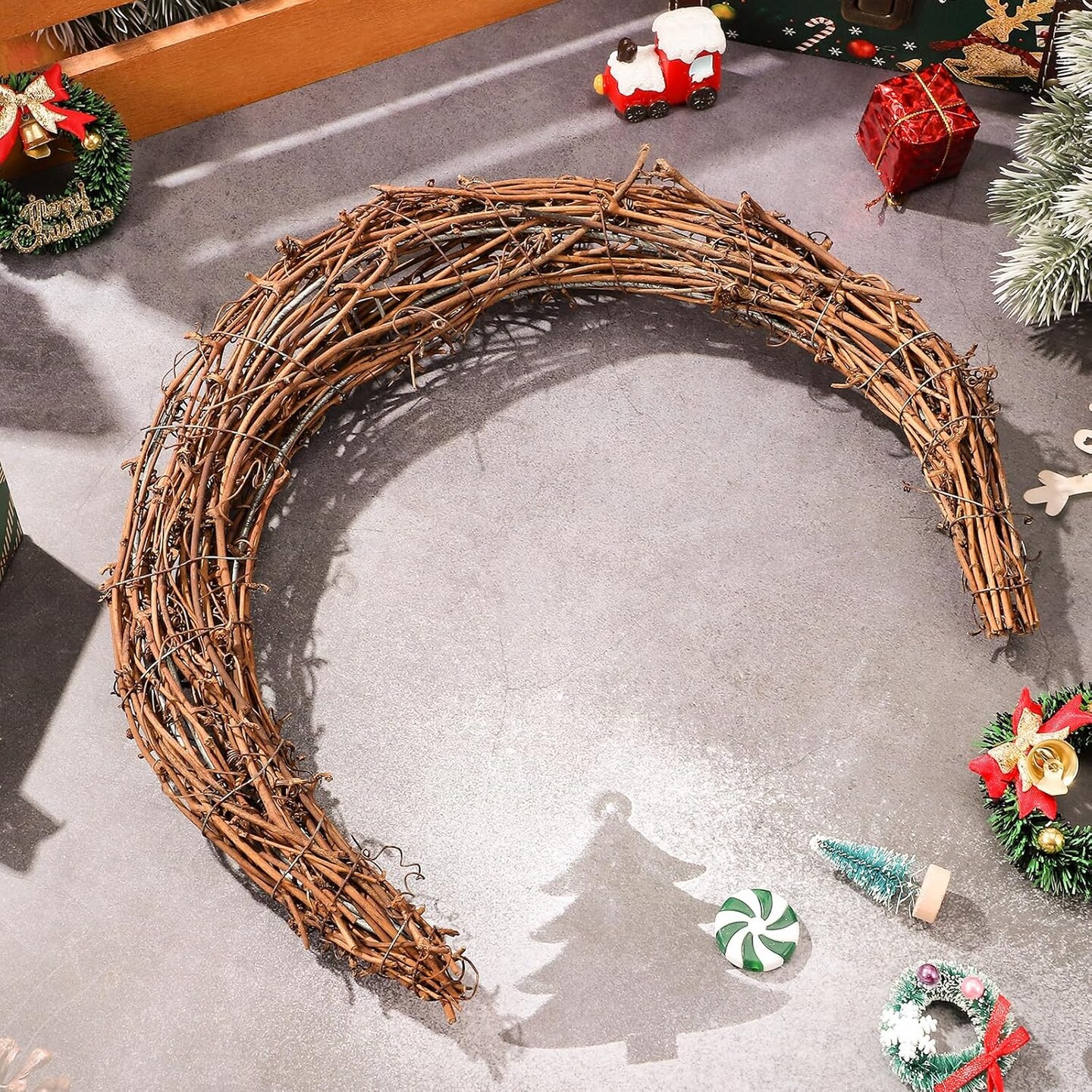 Grapevine Wreath frame - Moon Shaped Rattan Wreath Frame for DIY Crafts Easter Day Home Decor 11.8 Inch